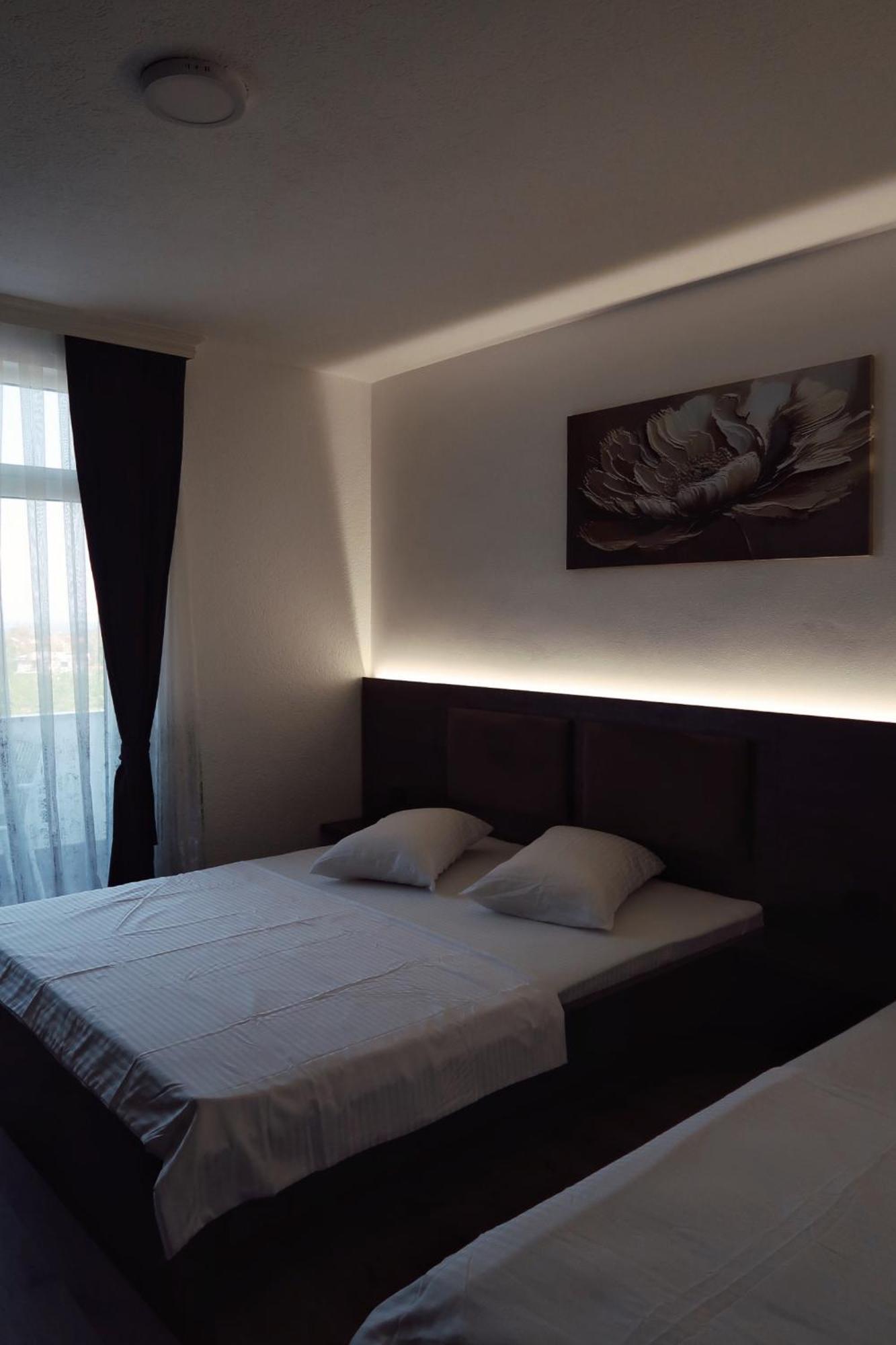 Hotel Antika 페야 외부 사진